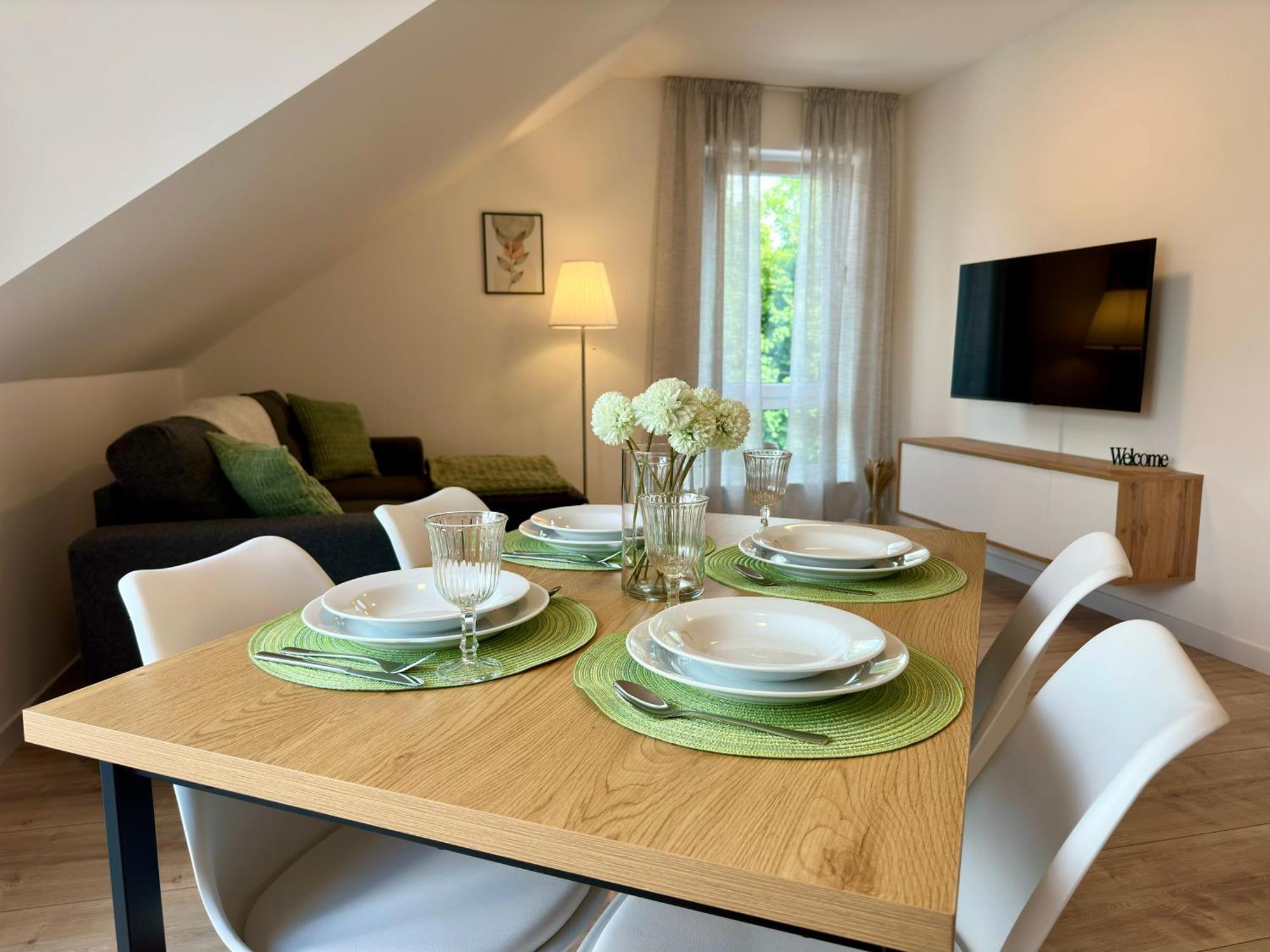Zentrale Wohnung 6 - Kostenloser Parkplatz - Hdz - Bali Therme - Gop บาดเอินเฮาเซน ภายนอก รูปภาพ